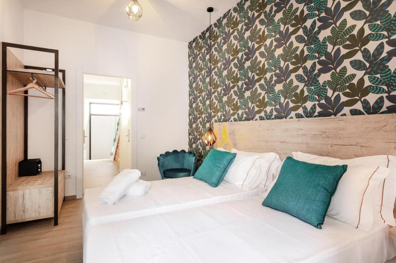Lungomare Rooms Olbia Bagian luar foto