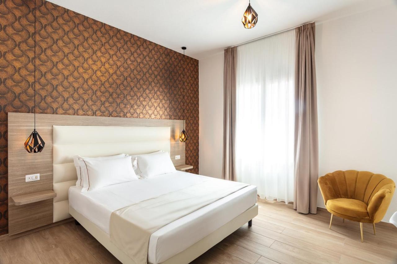 Lungomare Rooms Olbia Bagian luar foto