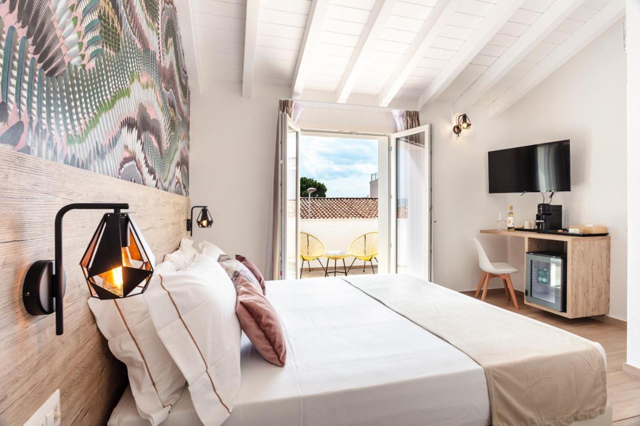 Lungomare Rooms Olbia Bagian luar foto