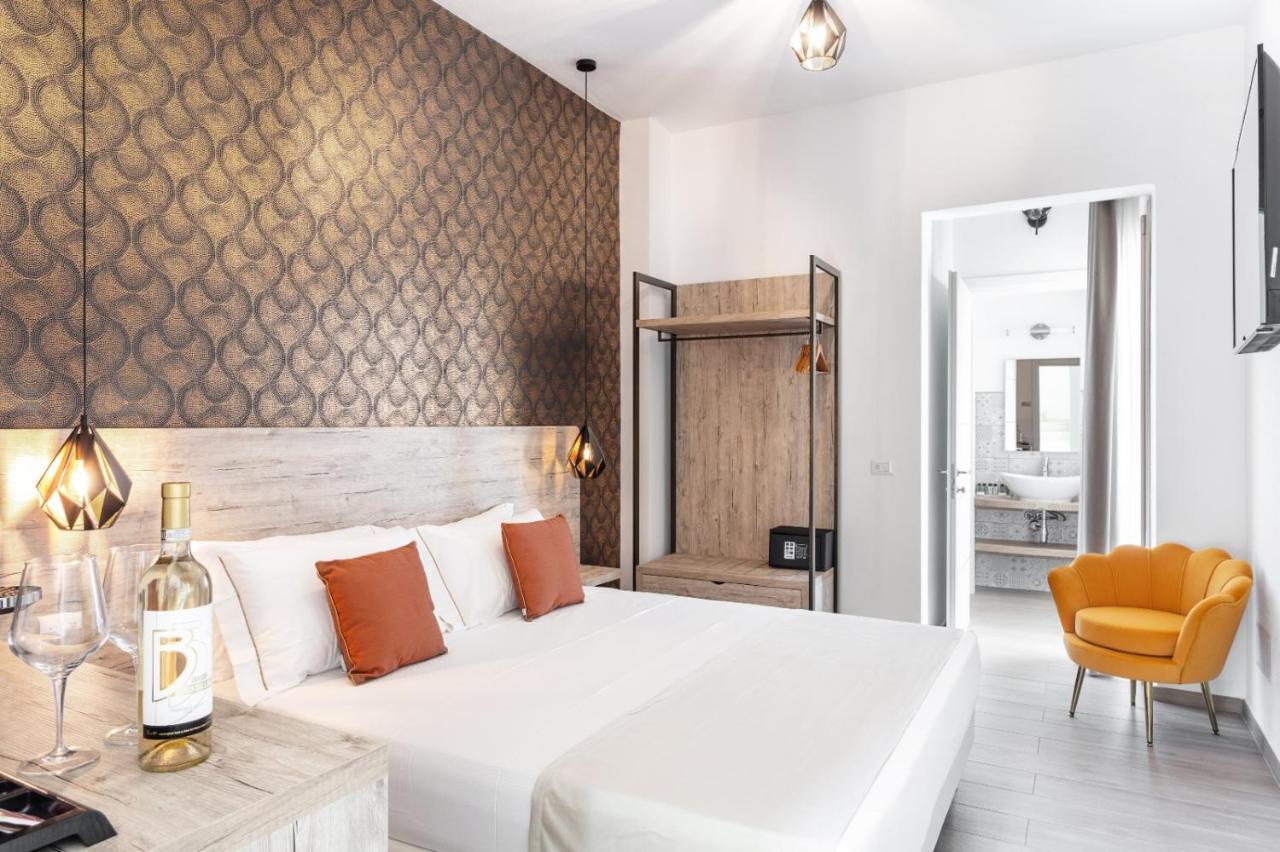 Lungomare Rooms Olbia Bagian luar foto