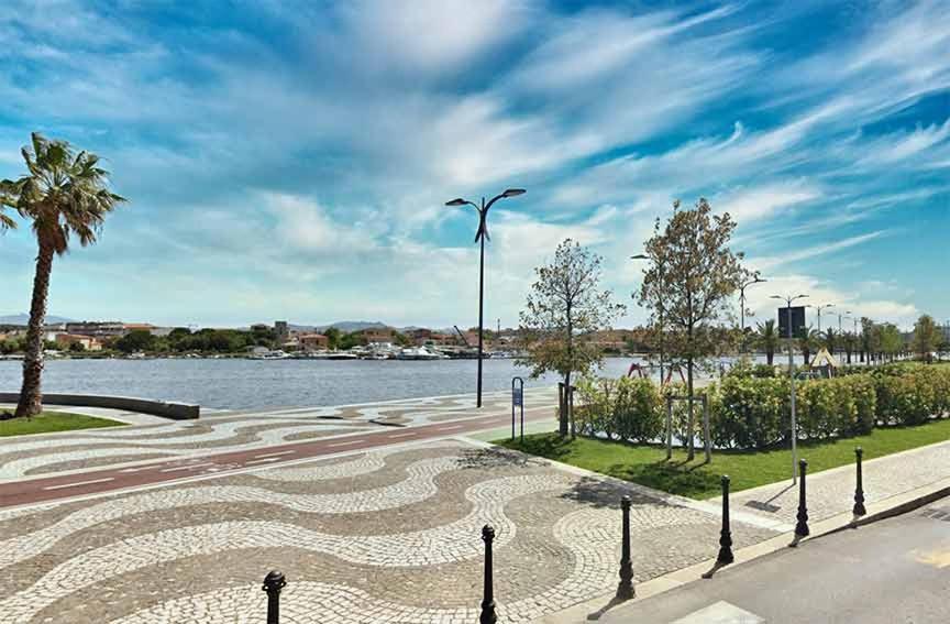 Lungomare Rooms Olbia Bagian luar foto